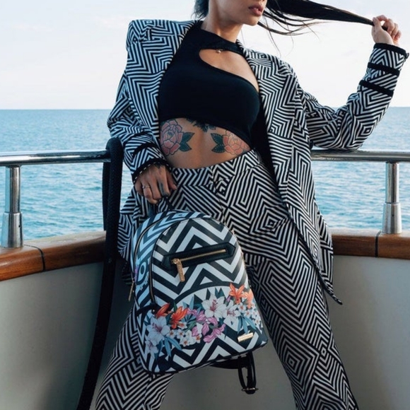 💦SPRAYGROUND "Cool" Glass House Savage Backpack👜🛍️ Need This for Trip!!! - Picture 3 of 16